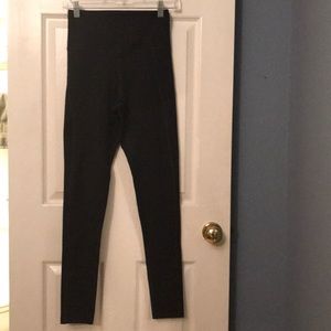 Girlfriend Collective compression leggings